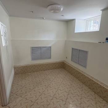 Продается Нежилое помещение, 131 м²