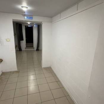 Продается Нежилое помещение, 131 м²