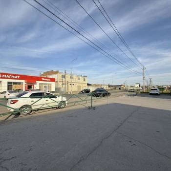 Сдается Нежилое помещение, 180 м²