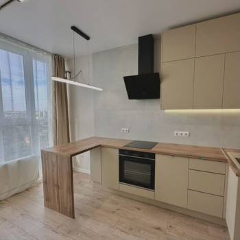 Продается 1-комнатная квартира, 34 м²