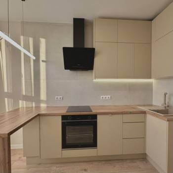 Продается 1-комнатная квартира, 34 м²