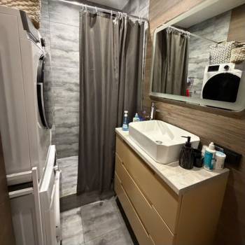 Продается 2-х комнатная квартира, 42 м²