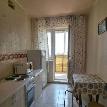 Сдается 1-комнатная квартира, 37 м²