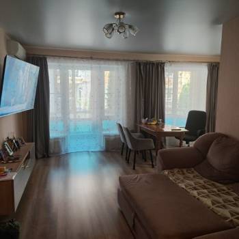 Продается 3-х комнатная квартира, 77 м²
