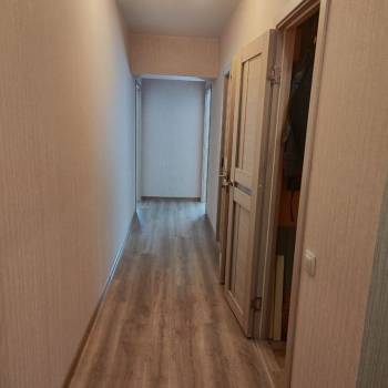 Продается 3-х комнатная квартира, 77 м²