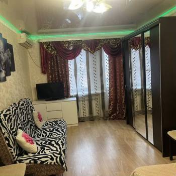 Сдается 1-комнатная квартира, 45 м²