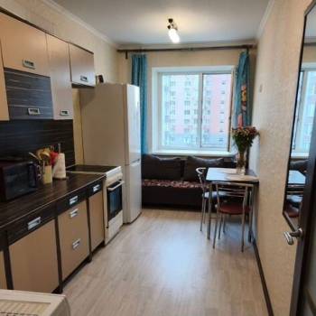 Продается 1-комнатная квартира, 41 м²