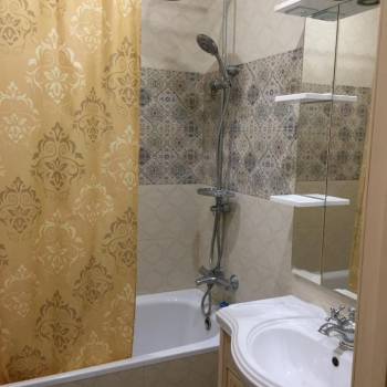 Сдается Многокомнатная квартира, 70 м²