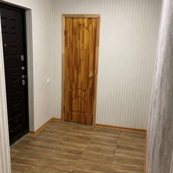 Продается Многокомнатная квартира, 80 м²