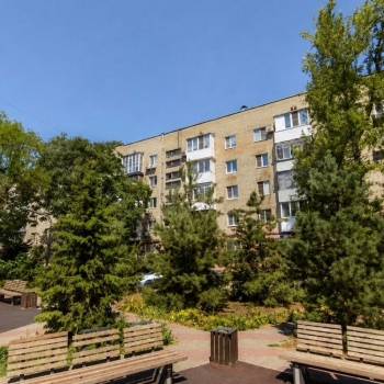 Продается Многокомнатная квартира, 80 м²