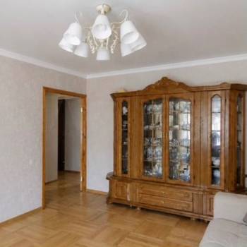 Продается Многокомнатная квартира, 80 м²