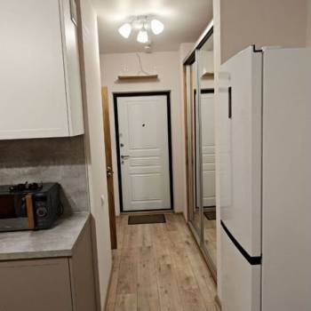 Продается 1-комнатная квартира, 28 м²