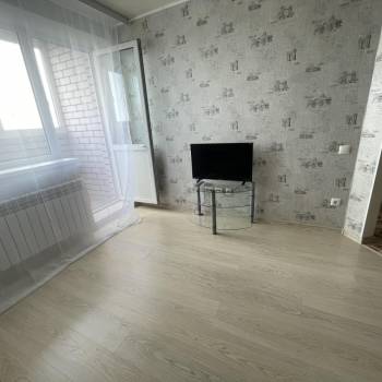 Сдается 1-комнатная квартира, 37 м²