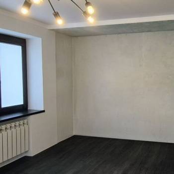 Продается 1-комнатная квартира, 35 м²