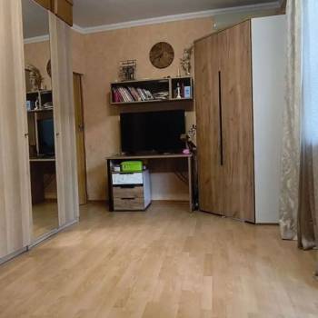 Продается 1-комнатная квартира, 36,8 м²