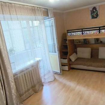 Продается 1-комнатная квартира, 36,8 м²