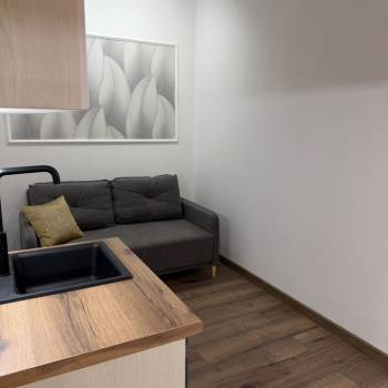Продается 1-комнатная квартира, 30 м²