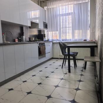 Продается 2-х комнатная квартира, 56 м²