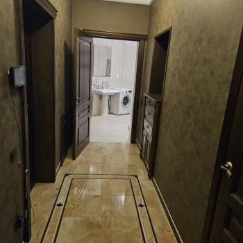 Сдается 1-комнатная квартира, 53,2 м²