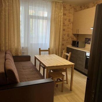 Сдается 1-комнатная квартира, 45 м²