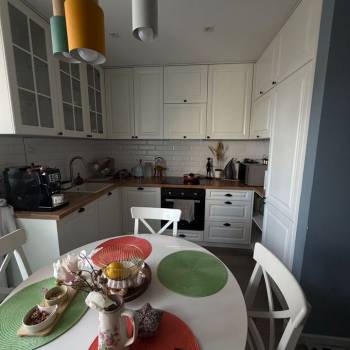 Сдается Многокомнатная квартира, 80 м²