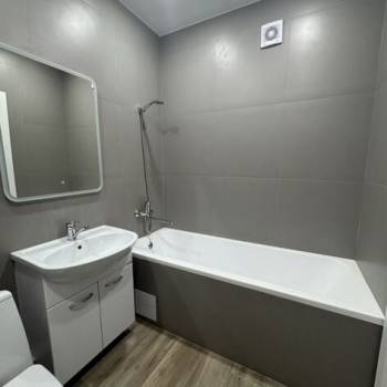 Продается 1-комнатная квартира, 41 м²