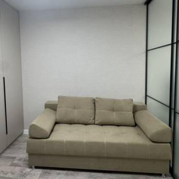 Продается 1-комнатная квартира, 41 м²