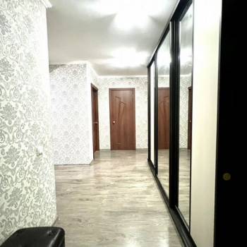 Продается 2-х комнатная квартира, 60 м²