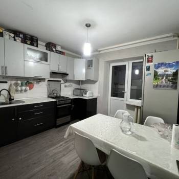 Продается 2-х комнатная квартира, 60 м²