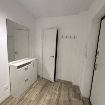 Сдается 1-комнатная квартира, 52 м²