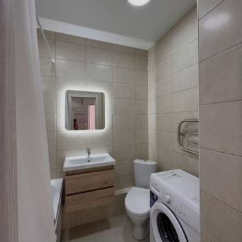 Сдается 1-комнатная квартира, 42 м²