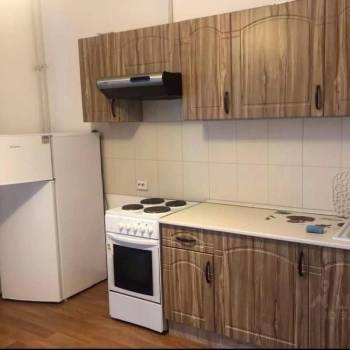 Сдается 1-комнатная квартира, 37 м²