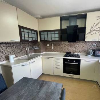 Сдается 2-х комнатная квартира, 60 м²