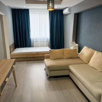 Сдается 1-комнатная квартира, 47 м²