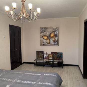 Продается Многокомнатная квартира, 62,3 м²