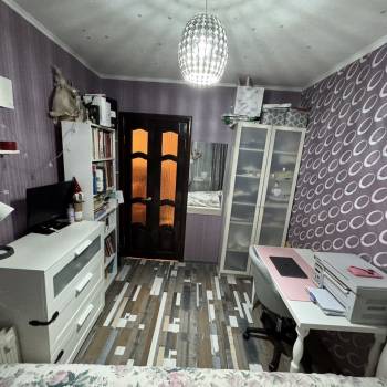 Продается Многокомнатная квартира, 62,3 м²