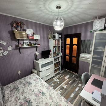 Продается Многокомнатная квартира, 62,3 м²