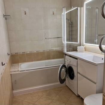 Продается 1-комнатная квартира, 42,6 м²