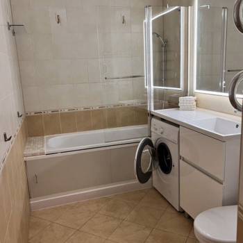 Продается 1-комнатная квартира, 42,6 м²