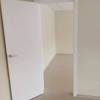 Сдается Нежилое помещение, 250 м²