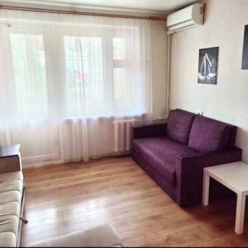 Сдается 1-комнатная квартира, 40 м²