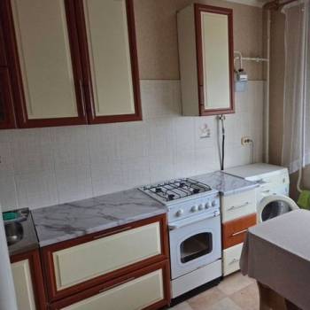 Сдается 1-комнатная квартира, 40 м²