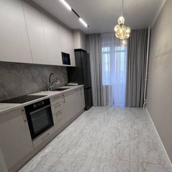 Продается 3-х комнатная квартира, 94 м²