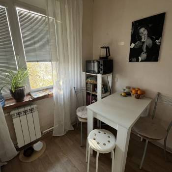 Продается 3-х комнатная квартира, 47 м²