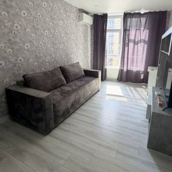 Сдается 1-комнатная квартира, 40 м²