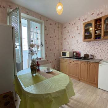 Сдается 1-комнатная квартира, 38 м²