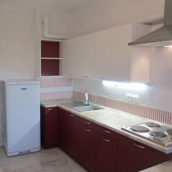 Продается 1-комнатная квартира, 42,9 м²