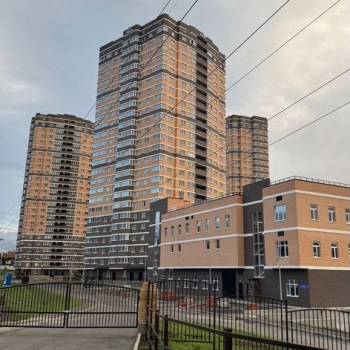 Продается 1-комнатная квартира, 47,3 м²