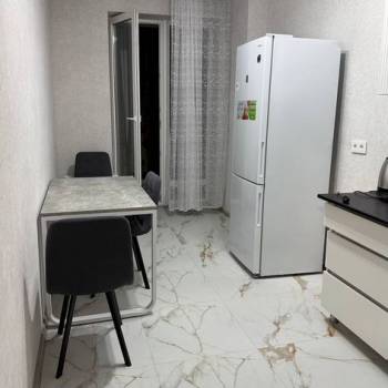 Сдается 1-комнатная квартира, 40,7 м²