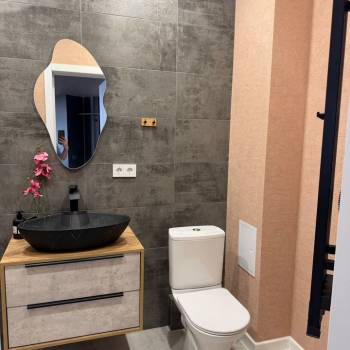 Сдается 1-комнатная квартира, 57 м²